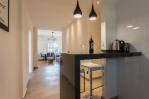 Pagrati 2bdr Flat